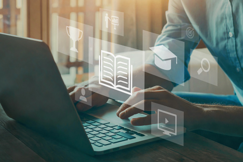 EDTECH B2B - Advisory + Digital + SaaS